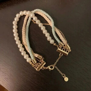 💥5/$10💥 Pearl and Threaded Layered Bracelet
